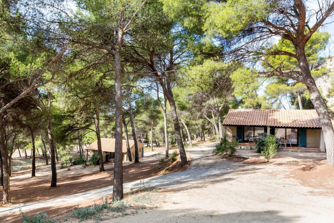 Best Western Domaine De Roquerousse سالو دو بروفونْسْ المظهر الخارجي الصورة