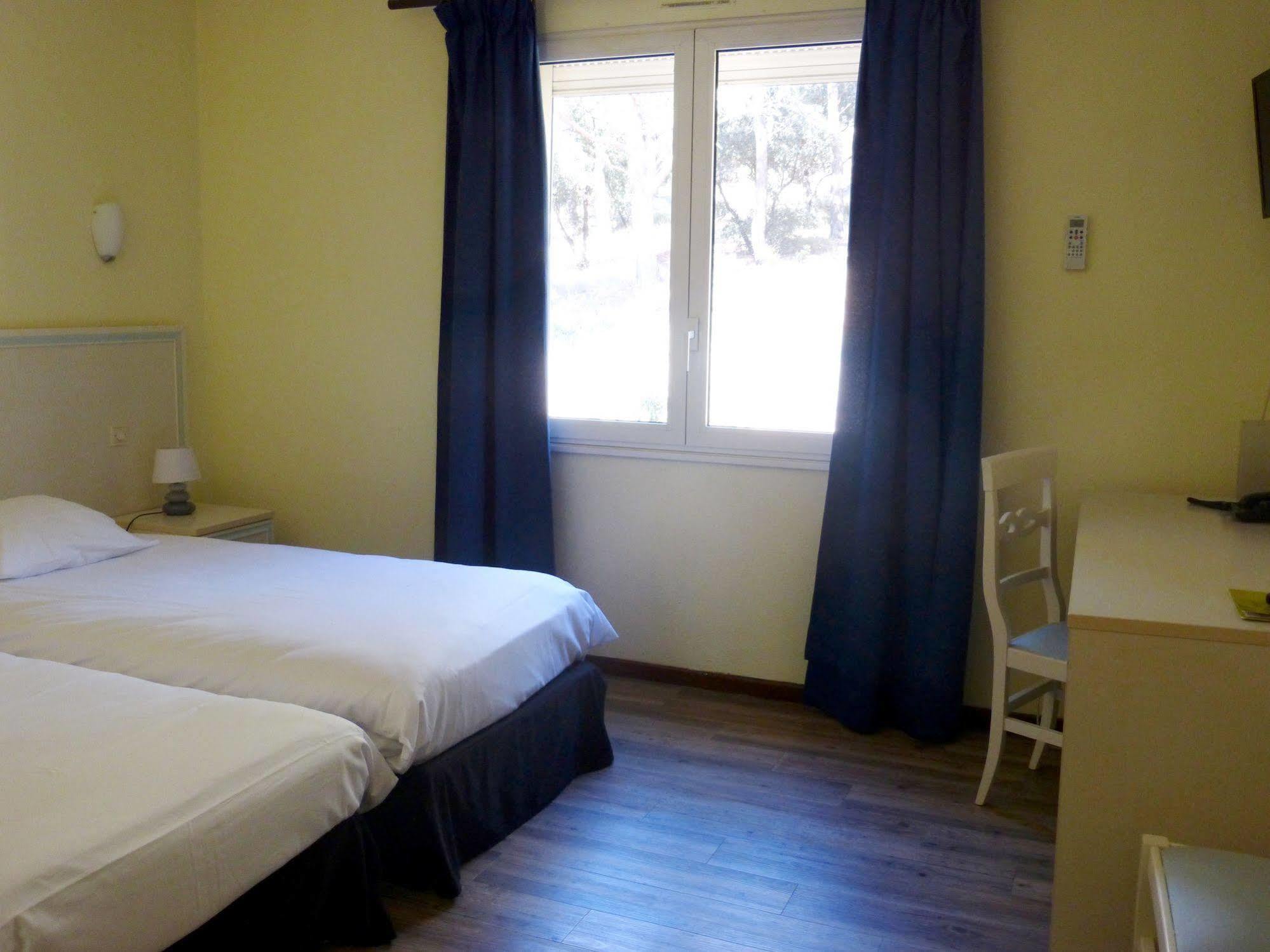 Best Western Domaine De Roquerousse سالو دو بروفونْسْ المظهر الخارجي الصورة