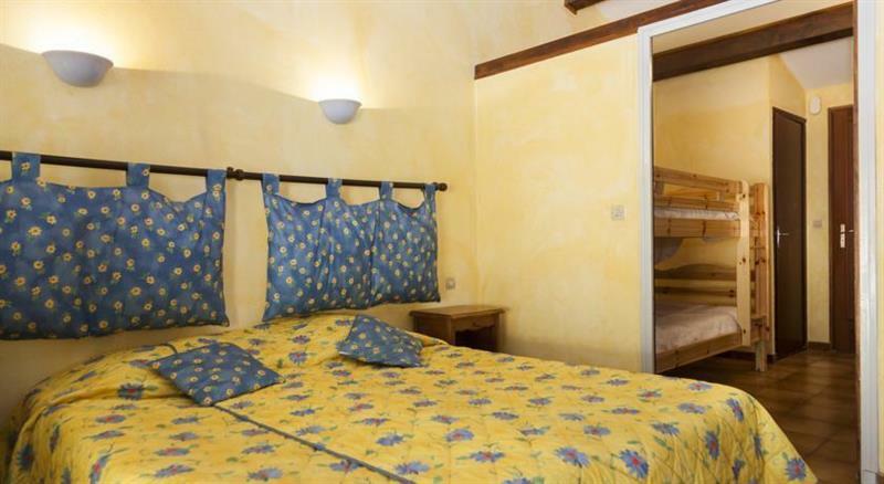 Best Western Domaine De Roquerousse سالو دو بروفونْسْ المظهر الخارجي الصورة