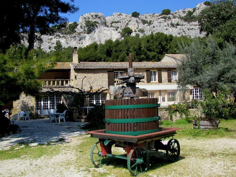 Best Western Domaine De Roquerousse سالو دو بروفونْسْ المظهر الخارجي الصورة