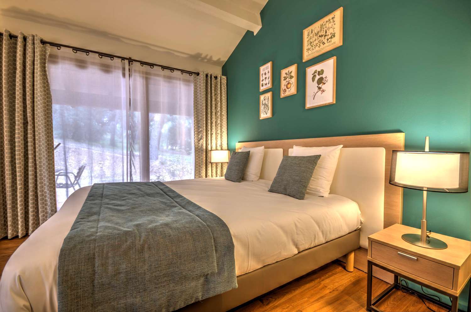 Best Western Domaine De Roquerousse سالو دو بروفونْسْ المظهر الخارجي الصورة